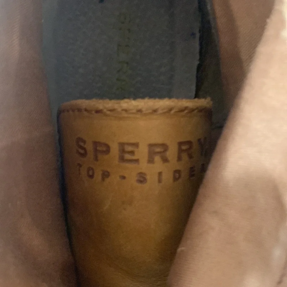 Sperry preowned i’m