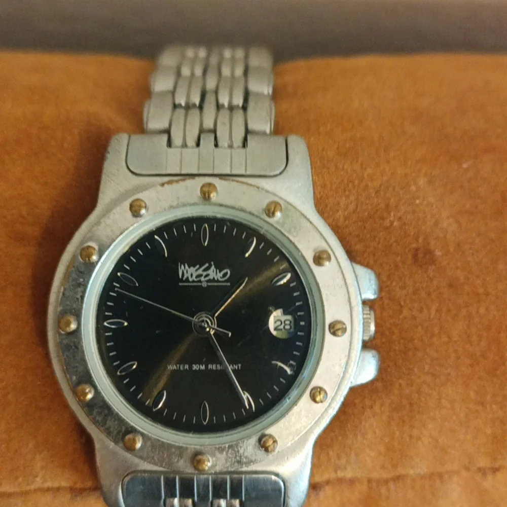 Mossimo Supply Co. inch silver