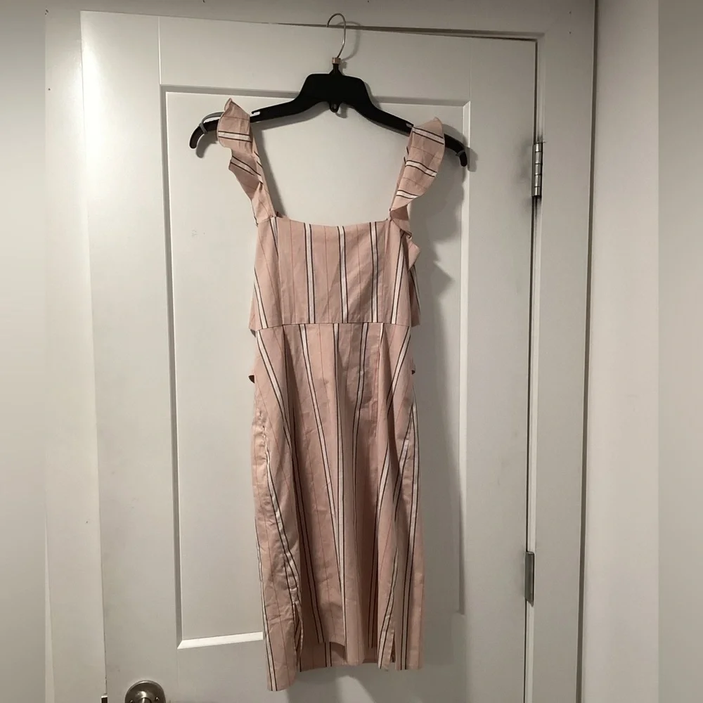 Nwt Wayf Cutout‎ midi dress Size S