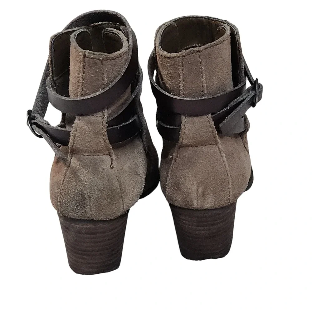 American Eagle By Payless item pre
