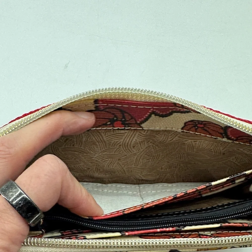 Sakroots vibrant wallet