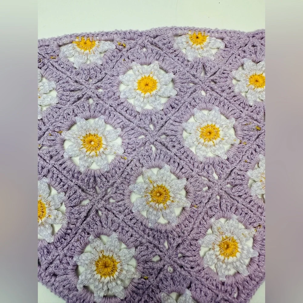 Source Unknown women’s lavender
