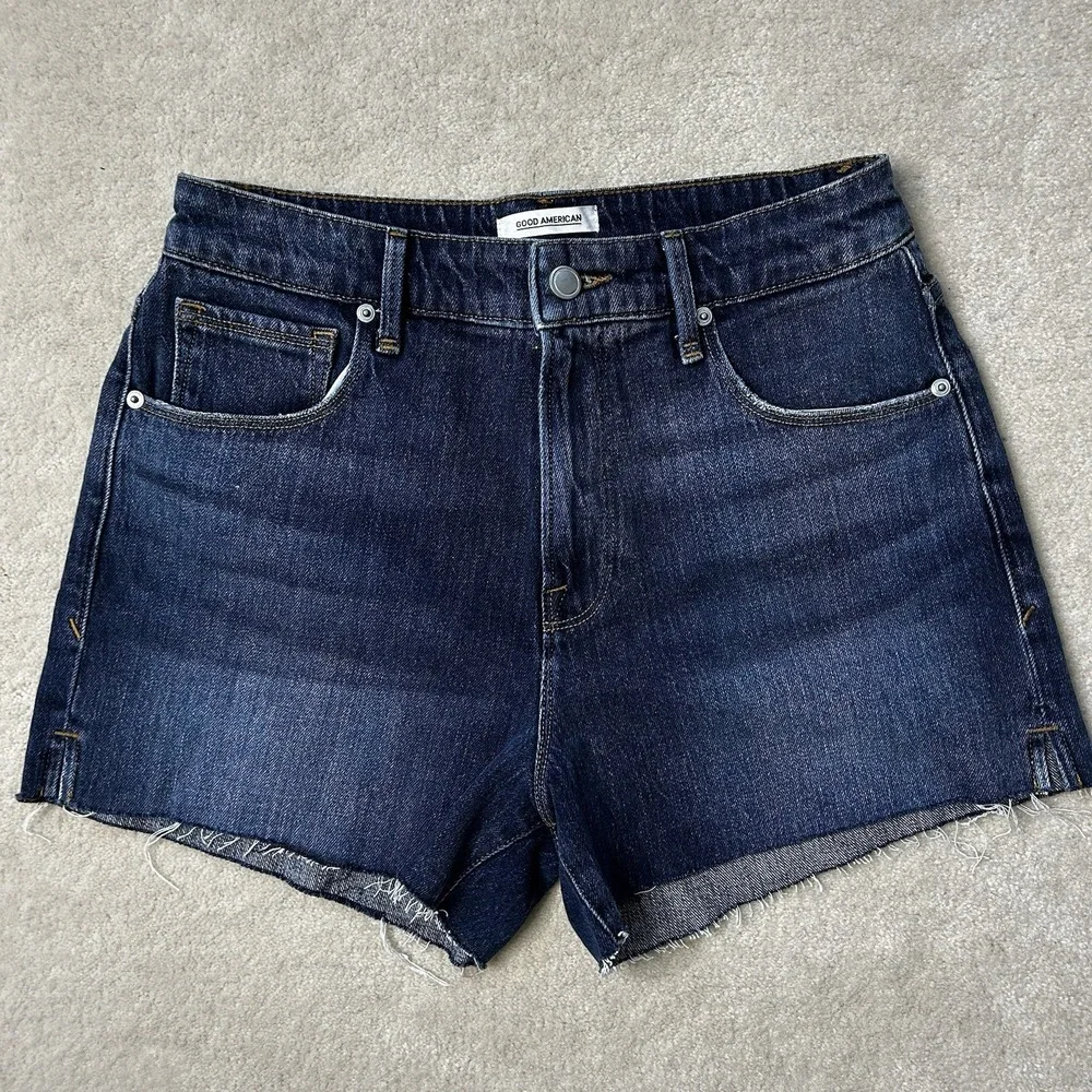 Good American Classic Jean Shorts Women's 6/28 Blue Denim Cutoff Stretch