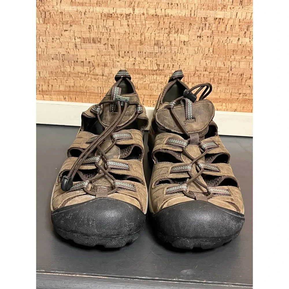 Keen men size