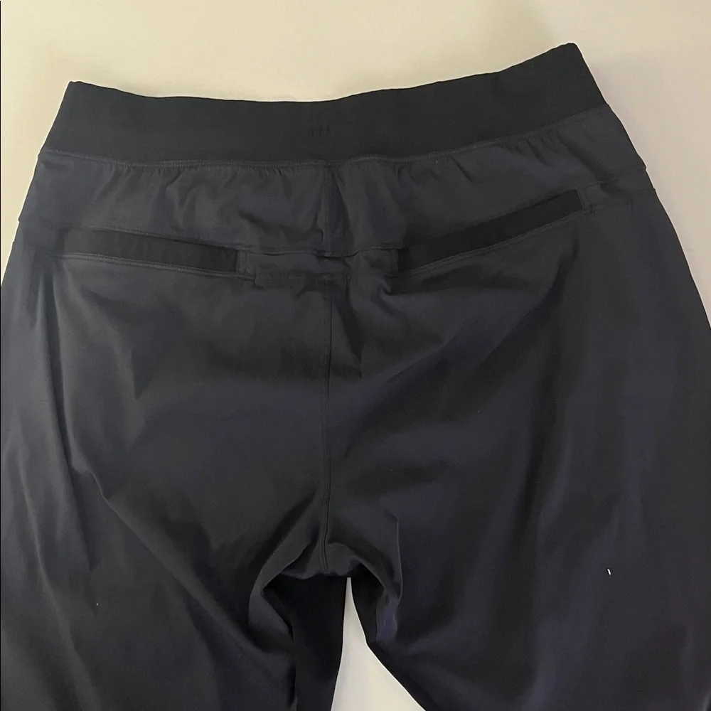 lululemon athletica features designed