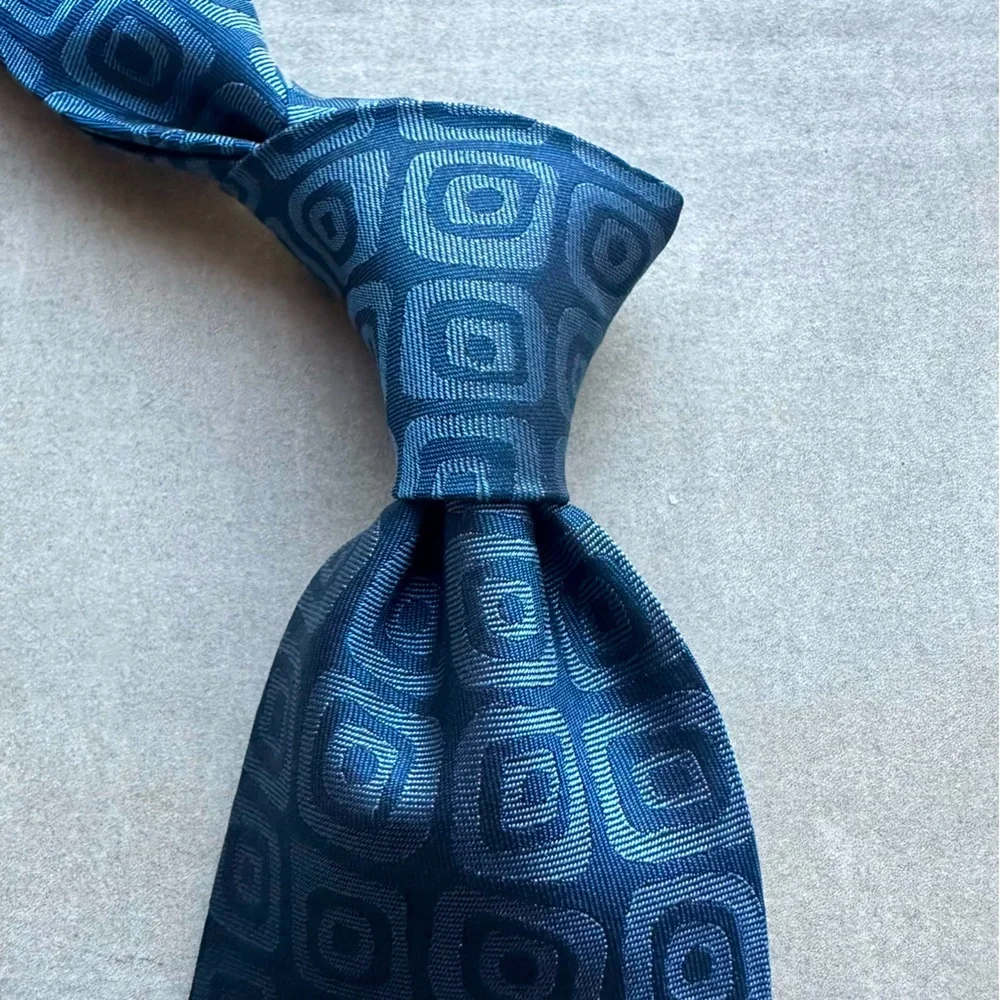 Salvatore Ferragamo stunning silk