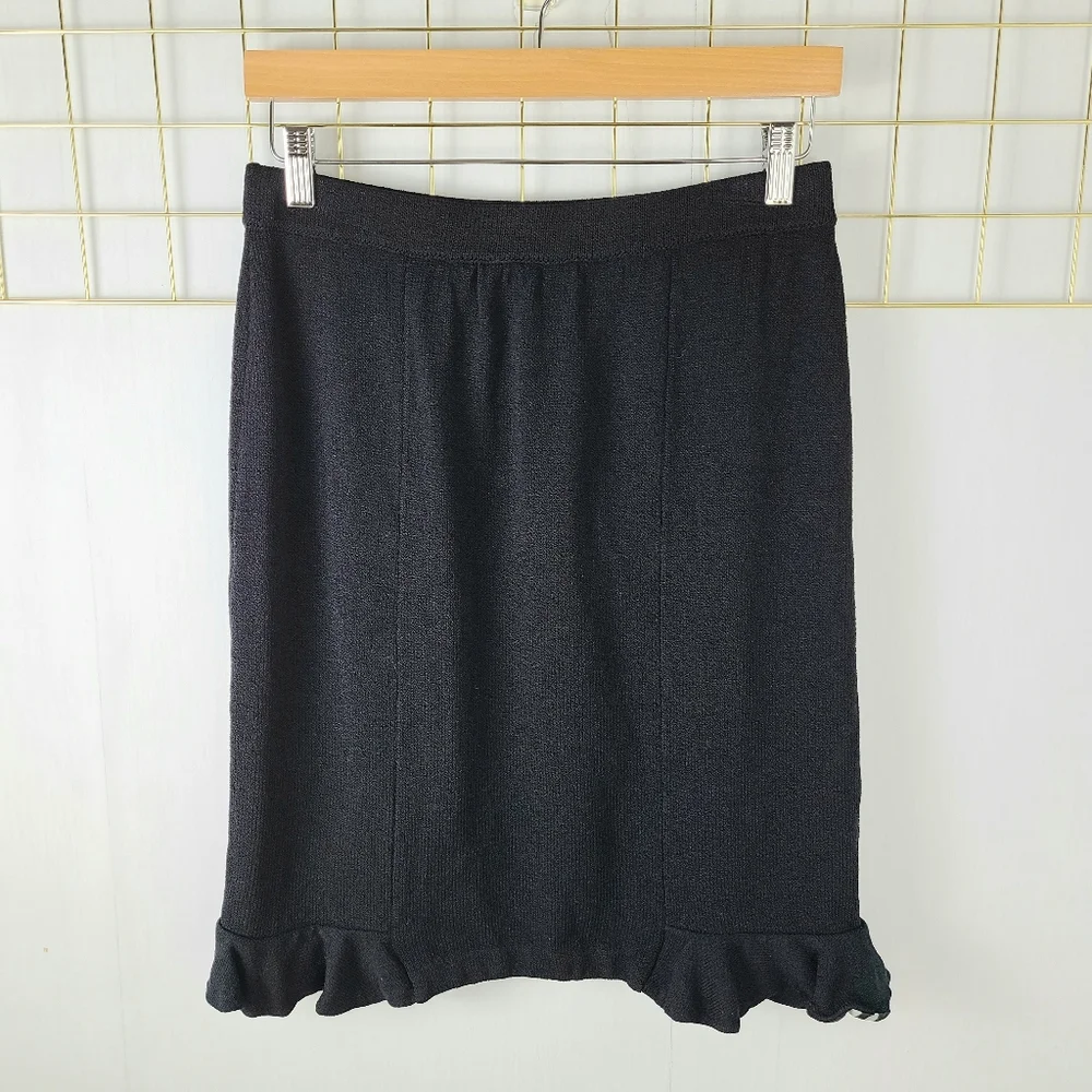 St. John Evening Santana Knit Contrast Ruffled Hem Quiet Luxury Skirt