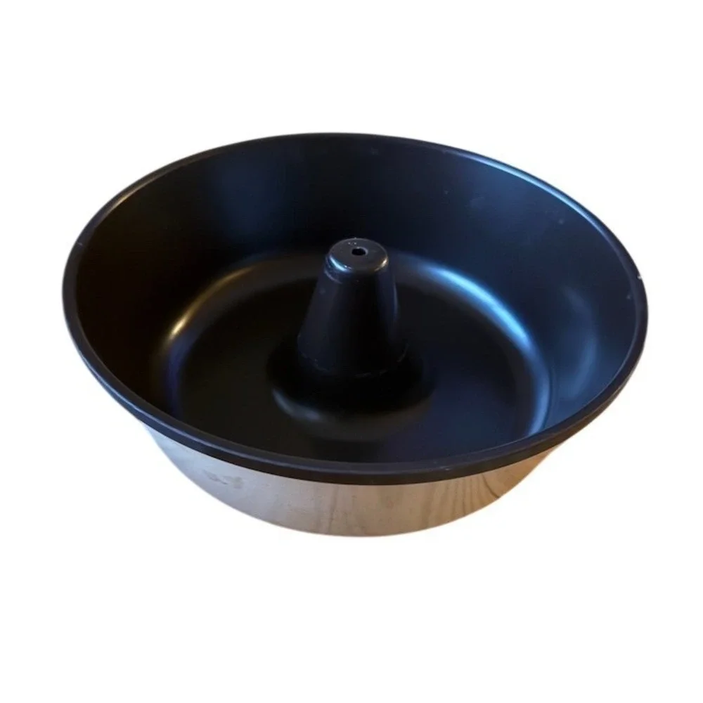 Regal Ware Bundt Tube Cake Pan Black Nonstick‎ 11.5 in Round Center Tube