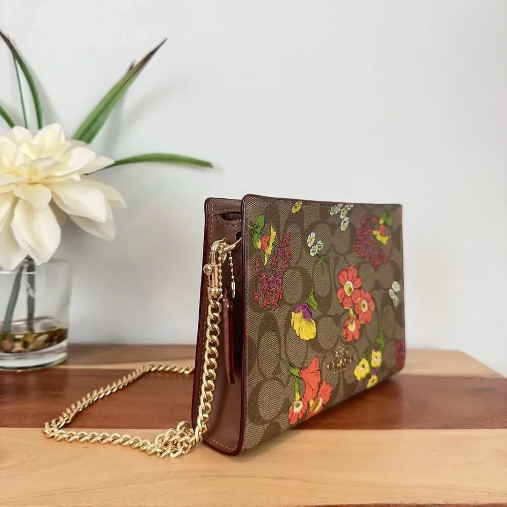 Coach nwt slim