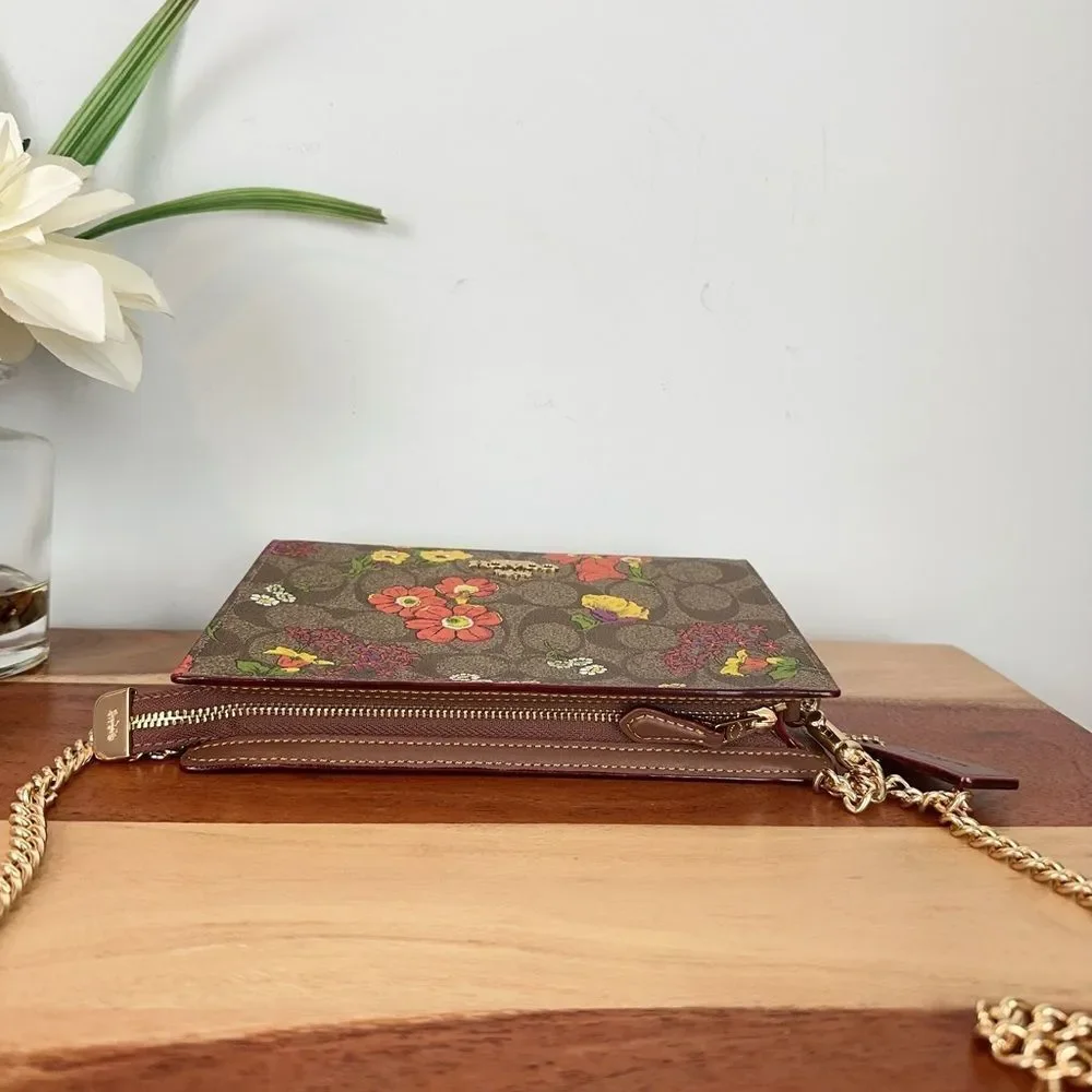 Coach nwt slim