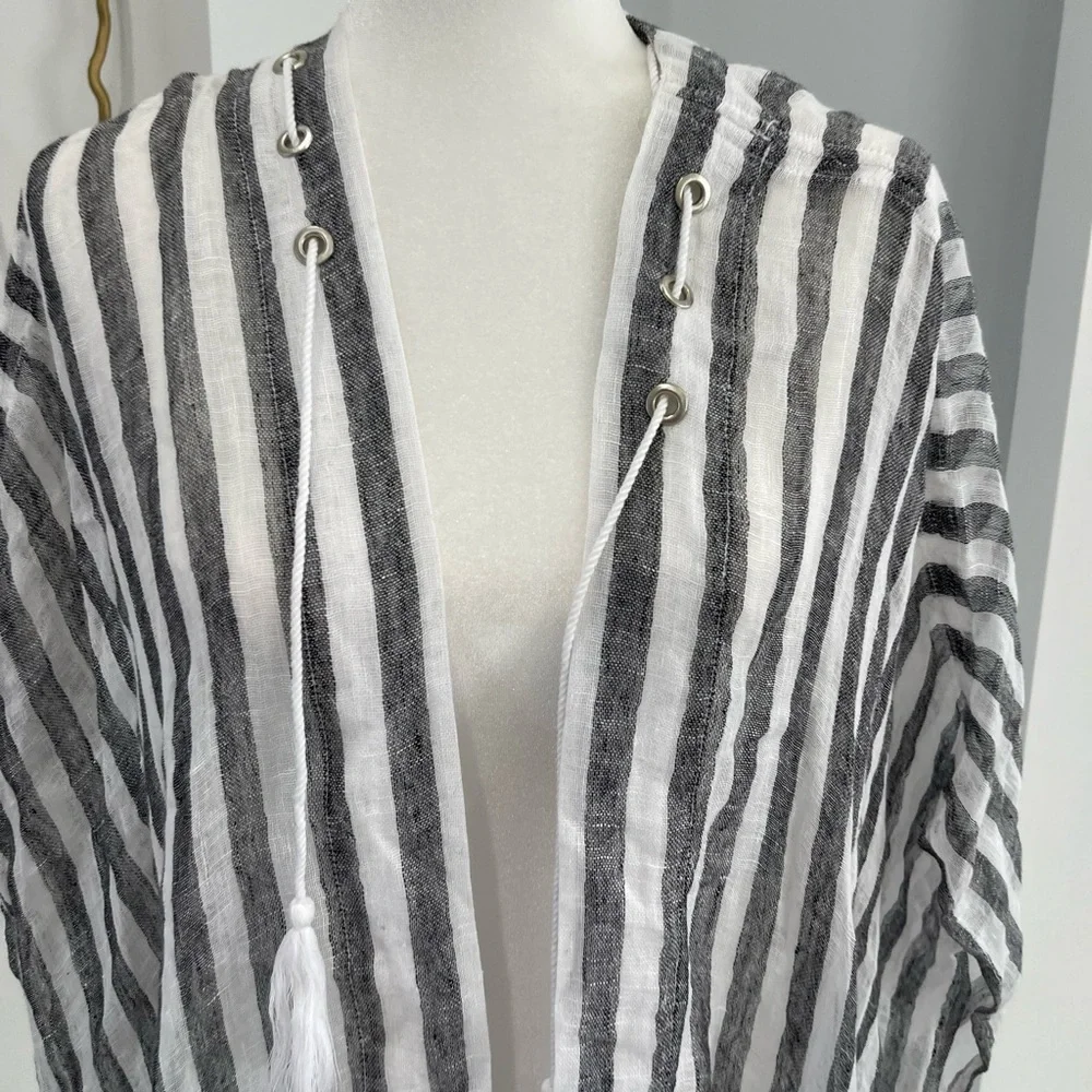 Chicos lightweight striped