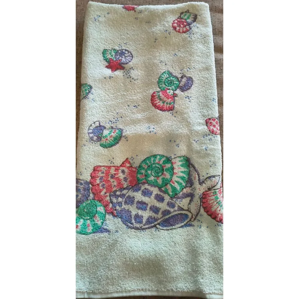 Dundee vintage seashell