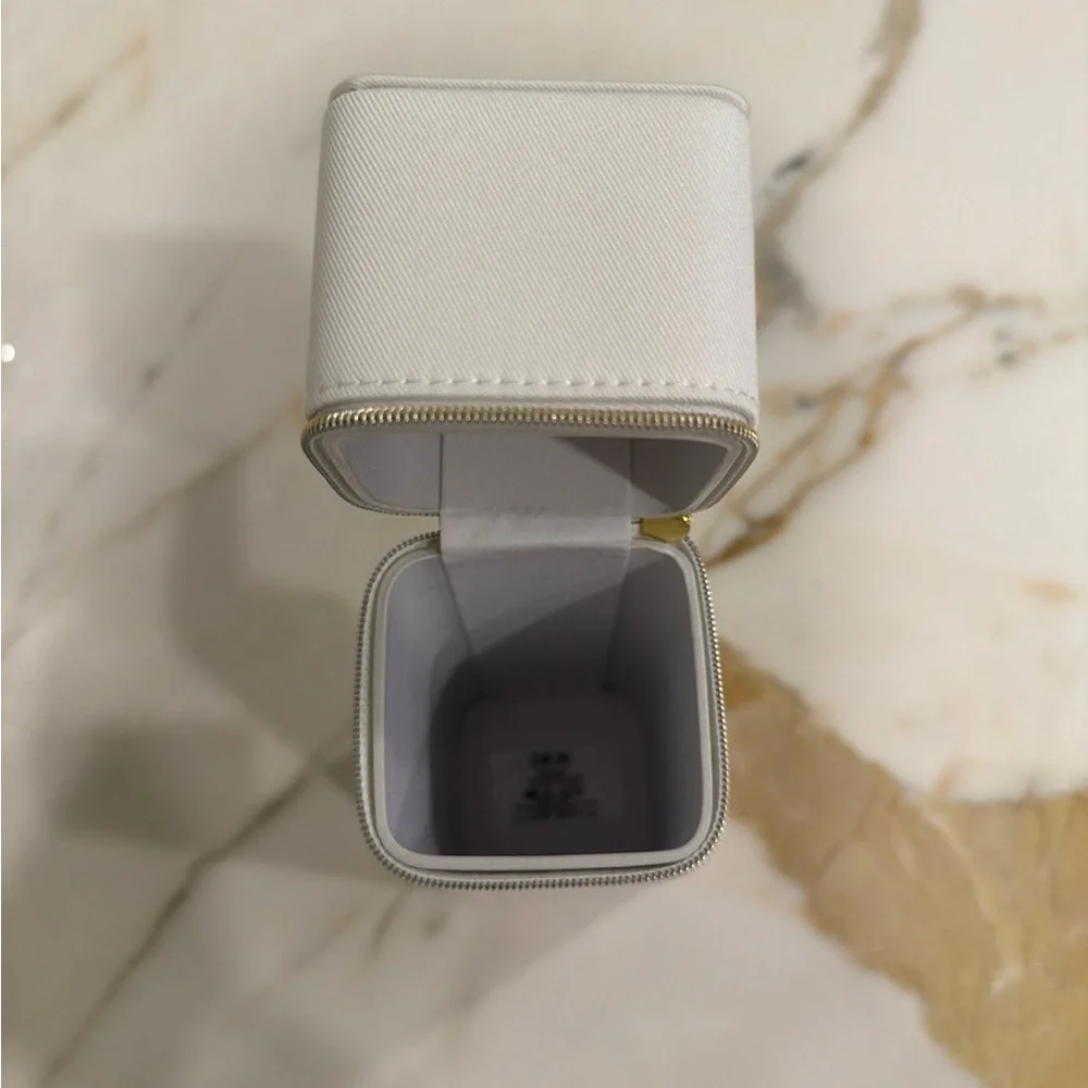 Dior compact jewelry