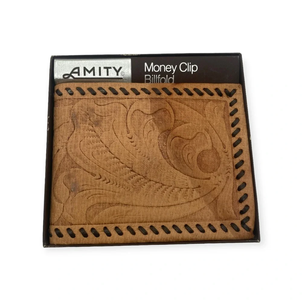 Vintage Amity Tooled Natural Leather Billfold Bi-Fold‎ Brown
