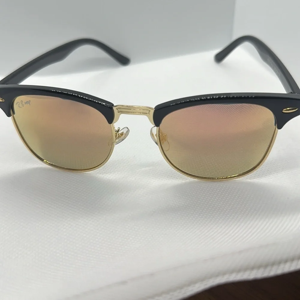 Vintage trending polarized