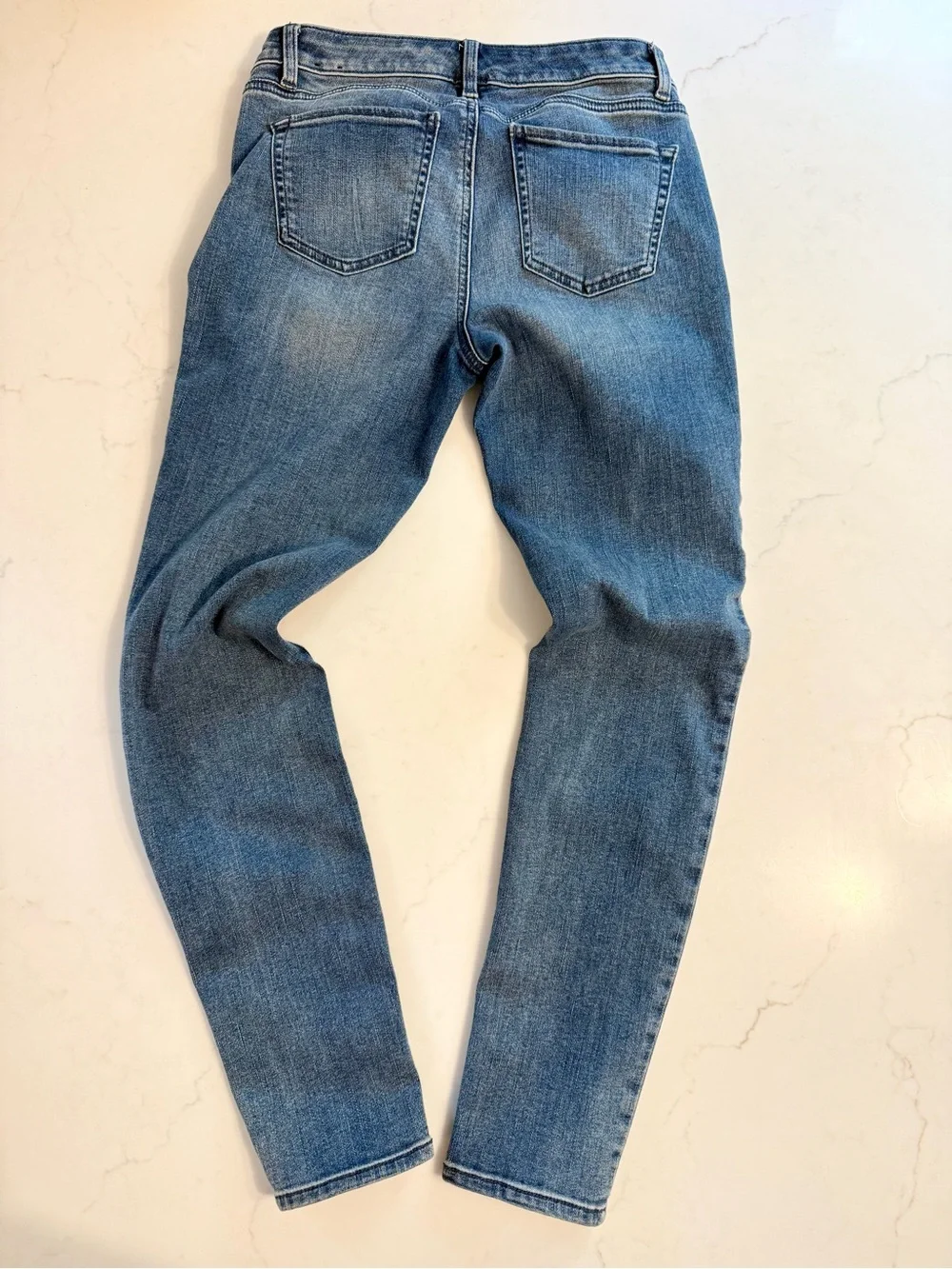 White House Black Market Women's Slim Skinny Jeans - Medium Blue Wash