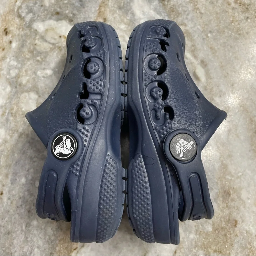 CROCS excellent pre