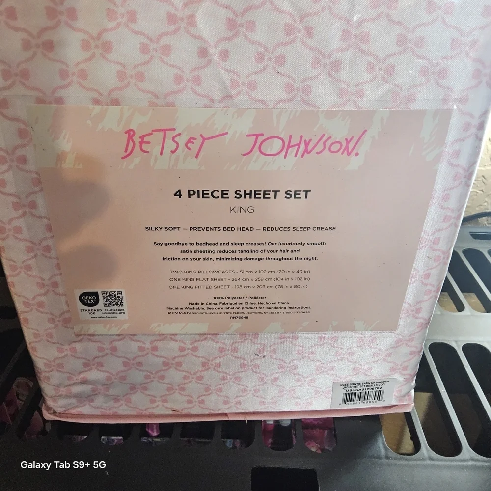 Betsey Johnson stylish pink