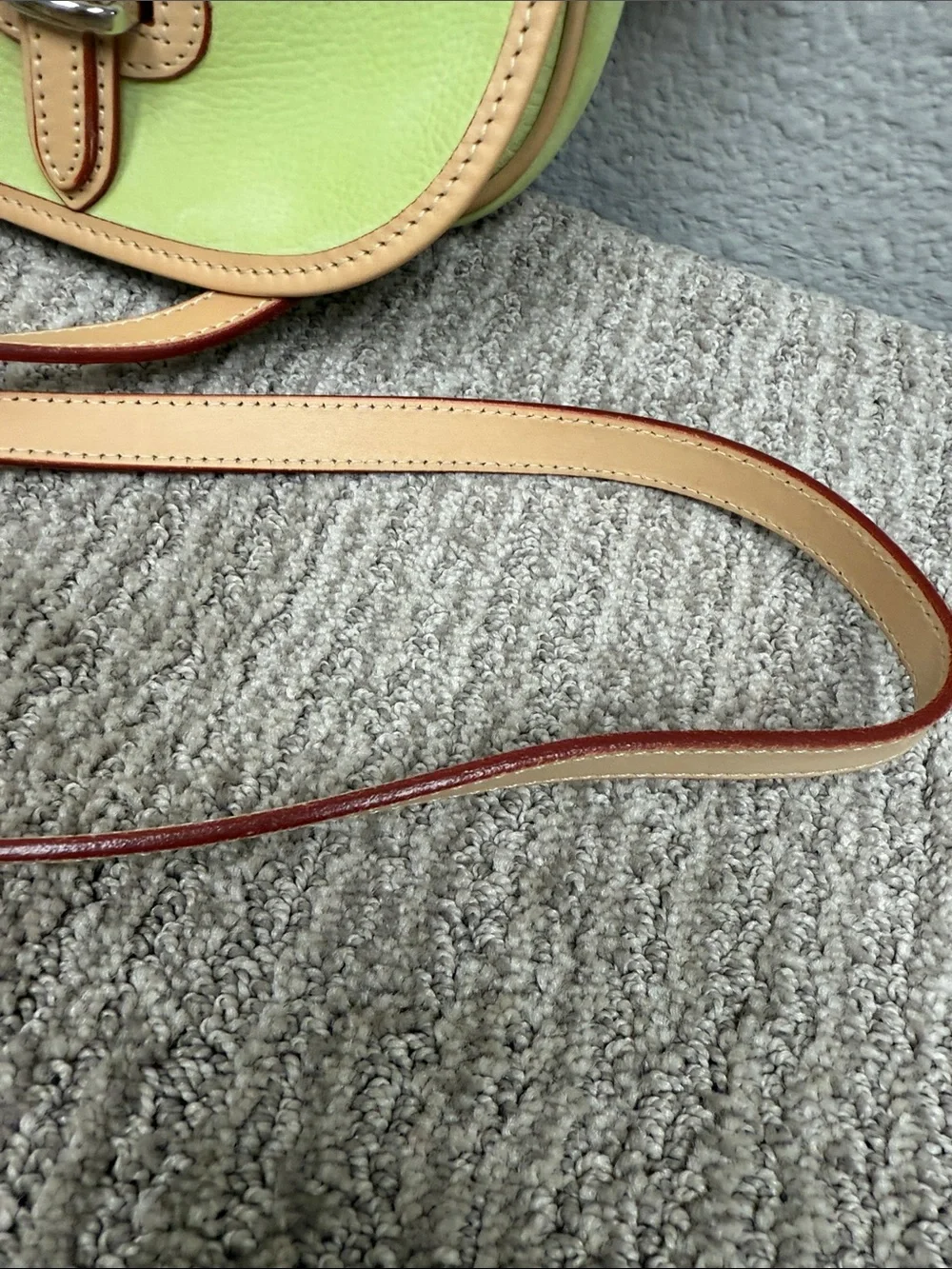 Dooney & Bourke compact dooney