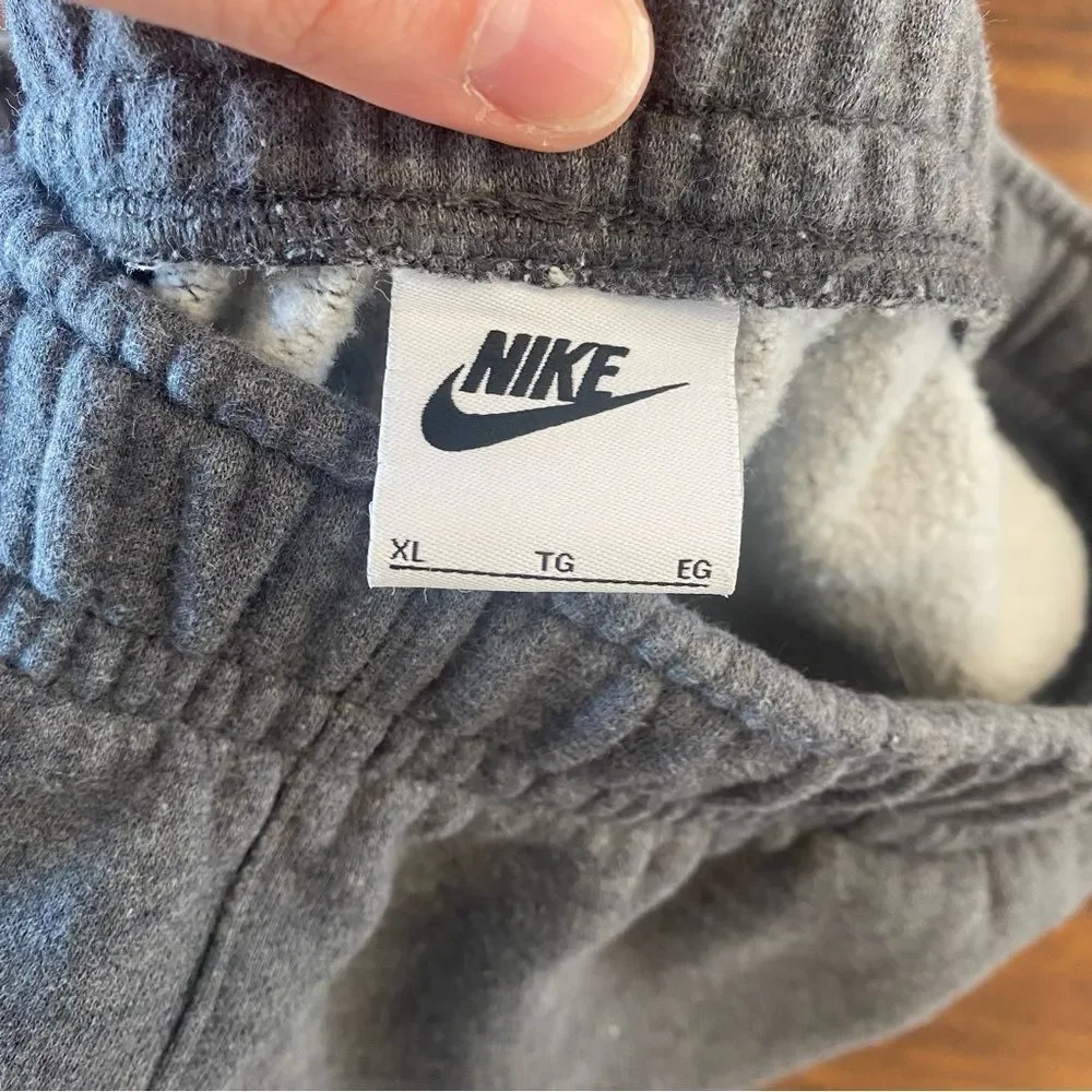 Nike men sportswear