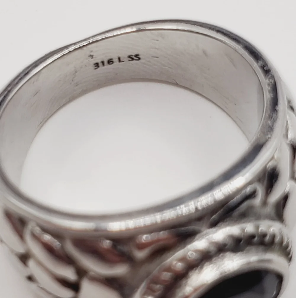 Genuine Round Bezel Set Onyx Stainless Steel 316 Design Band Statement Ring