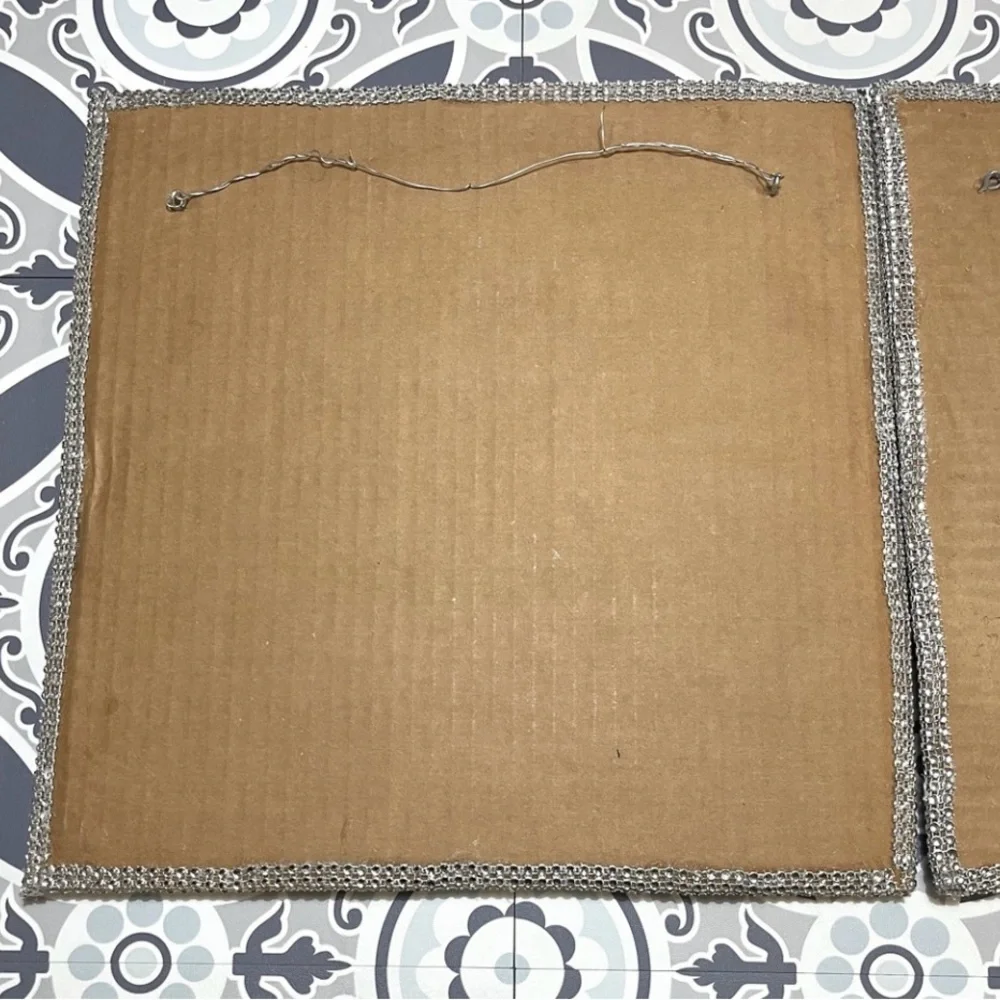 unbranded elegant silver