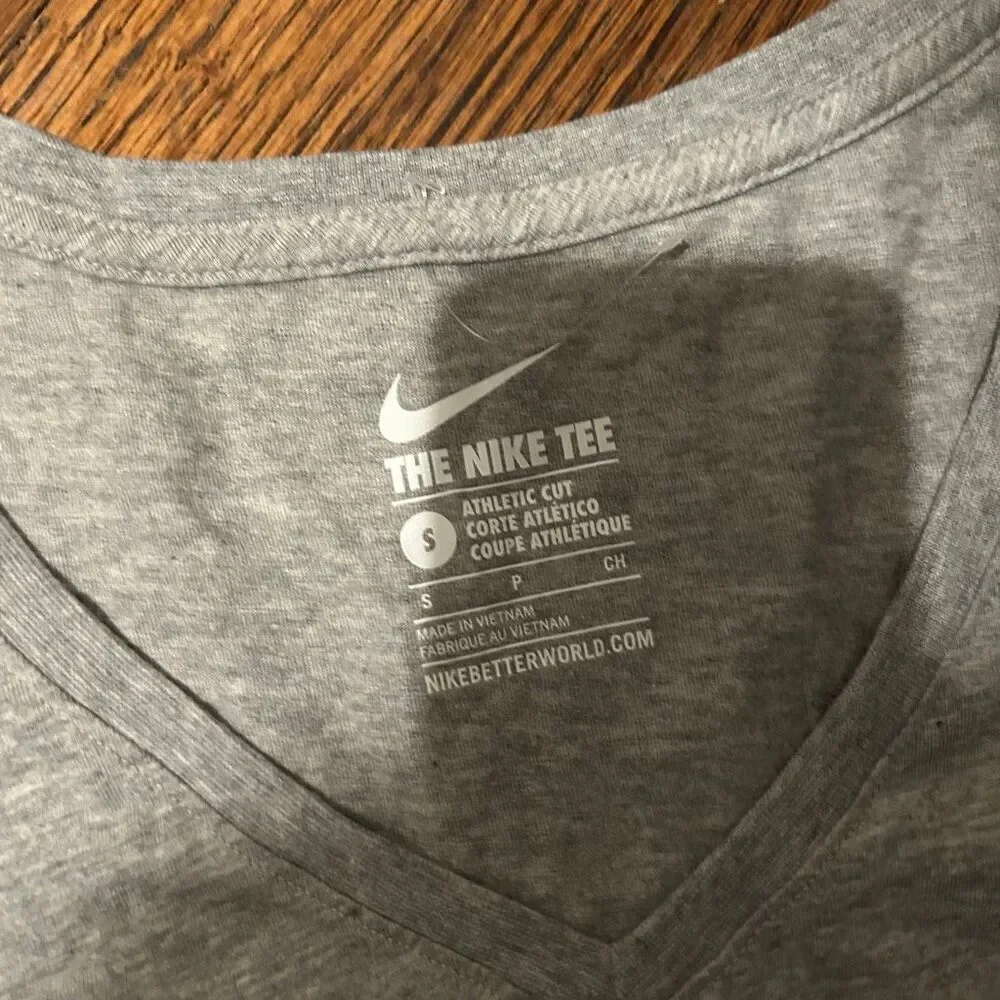 Nike new tags
