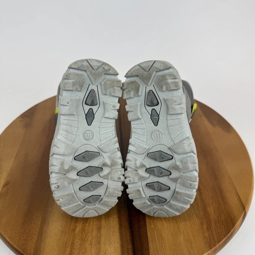 Western Chief size 10