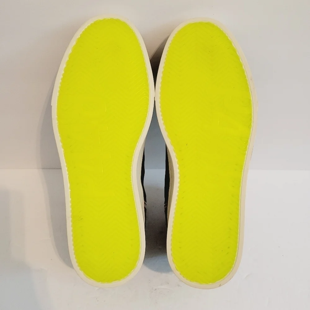 P448 mid top