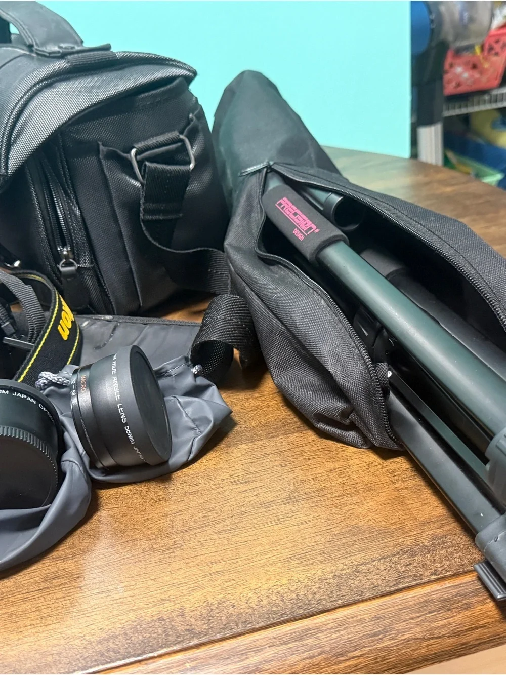 Nikon compact dslr