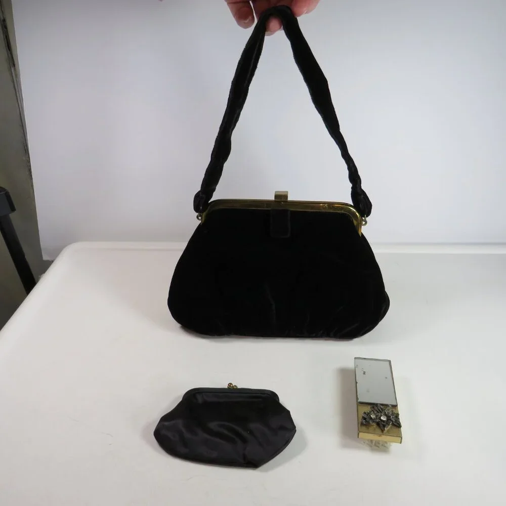 N/A vintage black