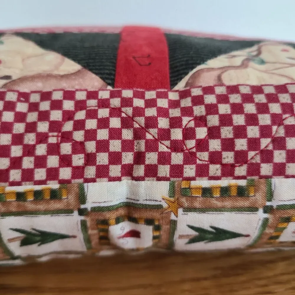 Vintage accent pillow