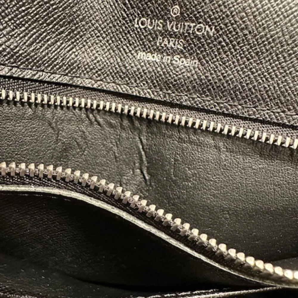 Louis Vuitton LV Black Taiga Leather Selenga Clutch Wristlet + COA