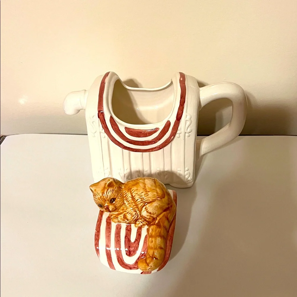 N/A brown ceramic