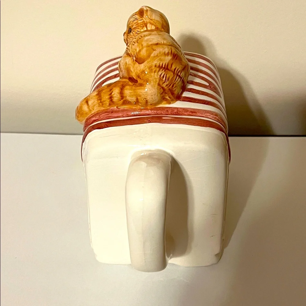N/A charming ceramic