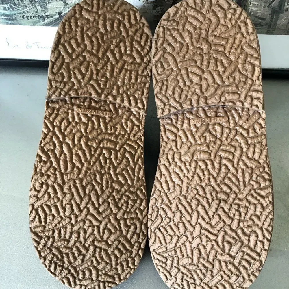 Unit Shoes beautiful brown