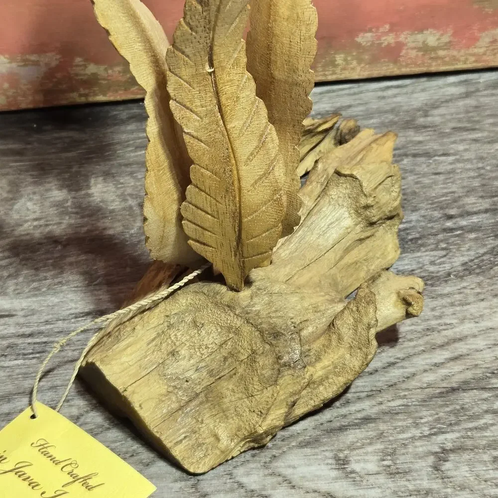 N/A wood floral