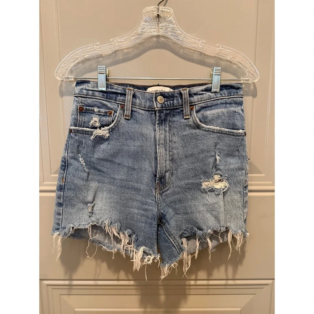 Abercrombie & Fitch High Rise Denim Shorts Size 26/2