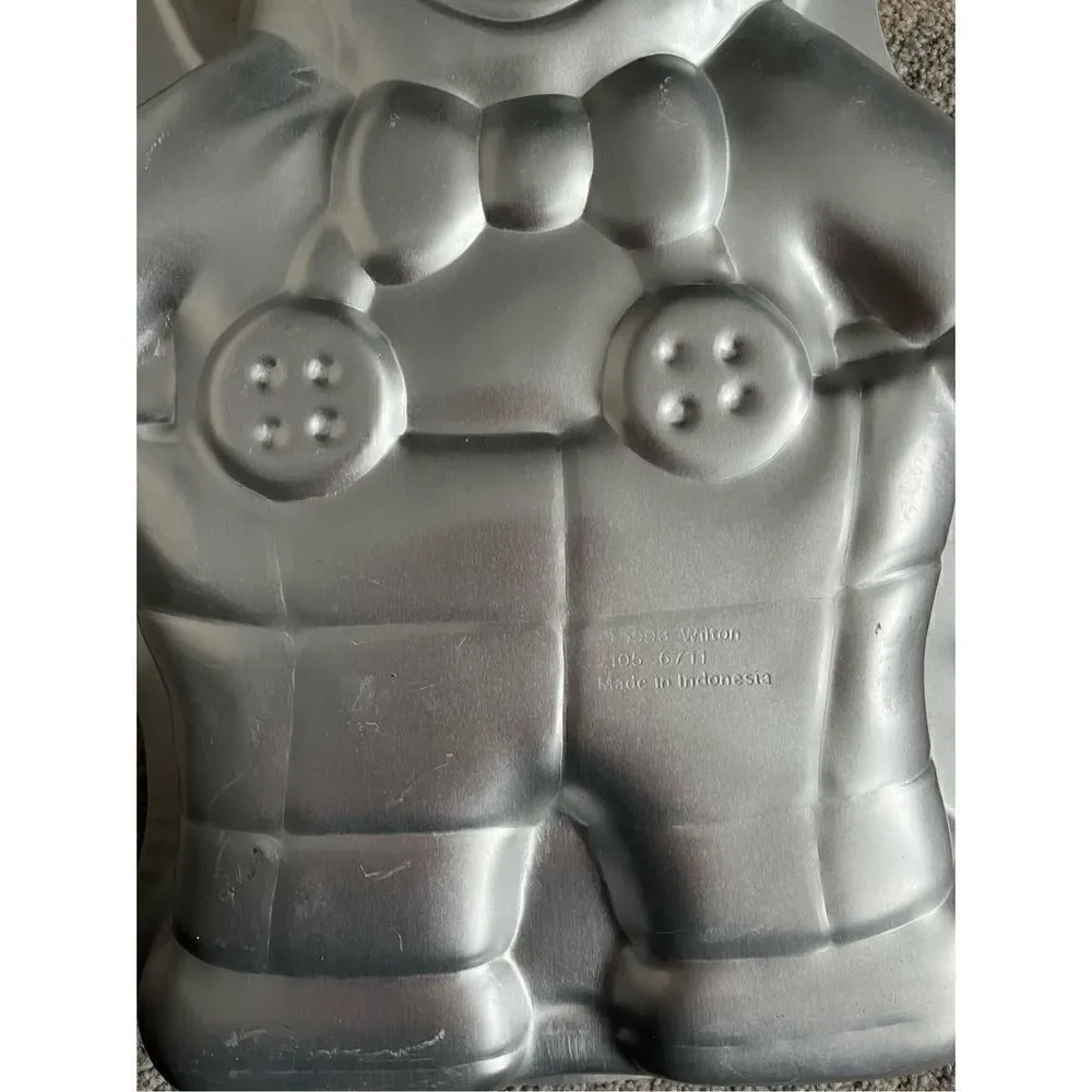 Wilton vintage 1993