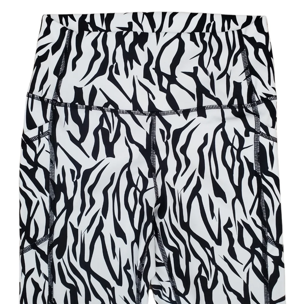 ZYIA safari pocket