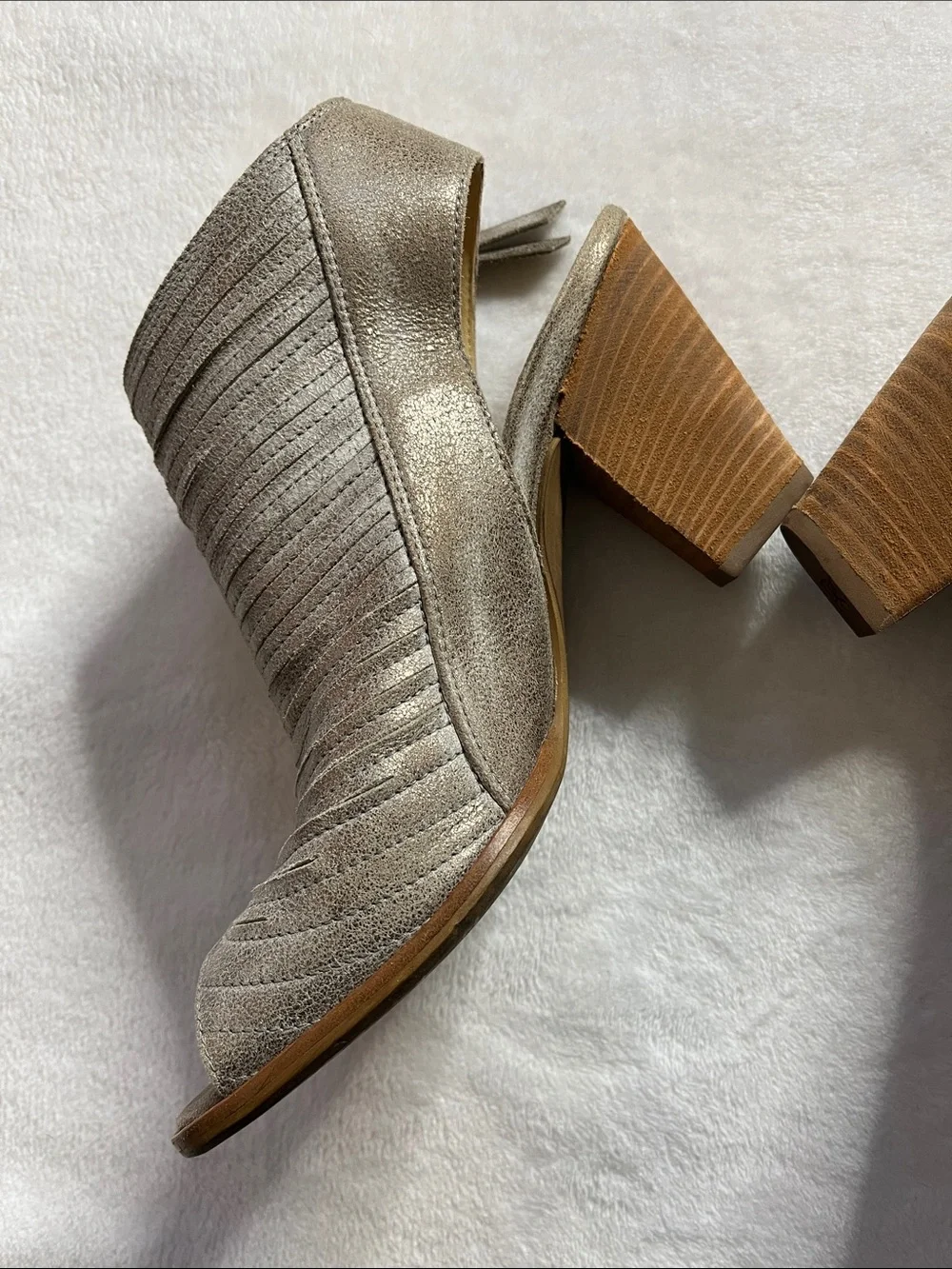 Paul Green size 6.5 (9)Cayenne peep toe booties in metallic finish