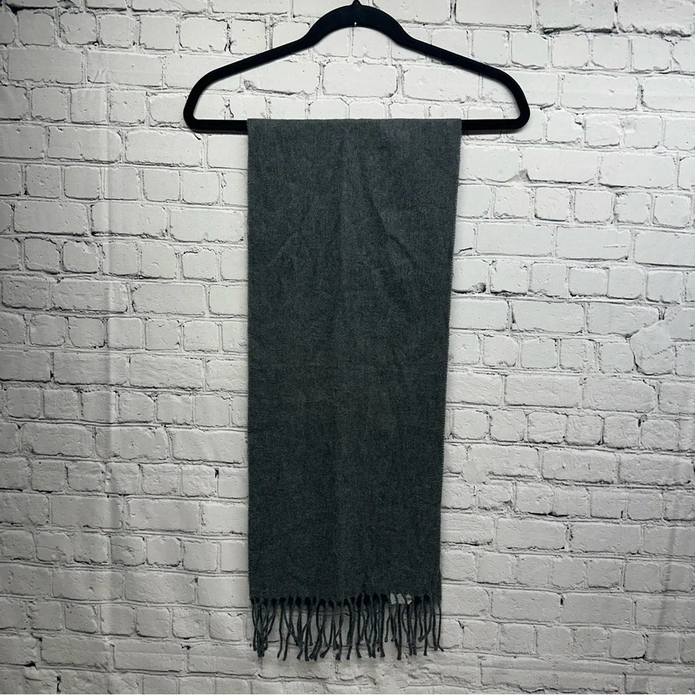 Oscar de la renta Gray Men's Scarf gray Acrylic