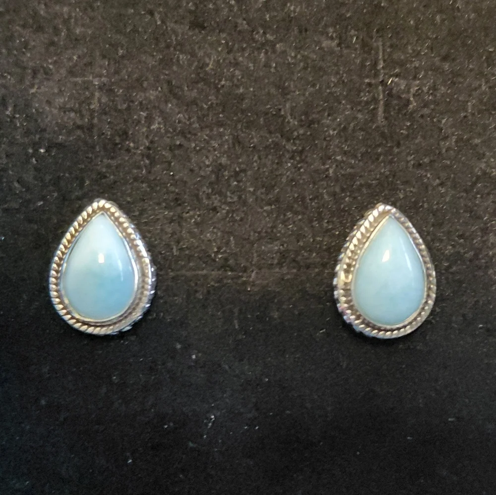 N/A these elegant