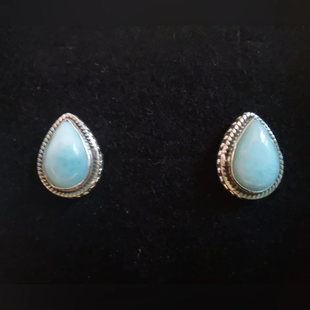 N/A these elegant