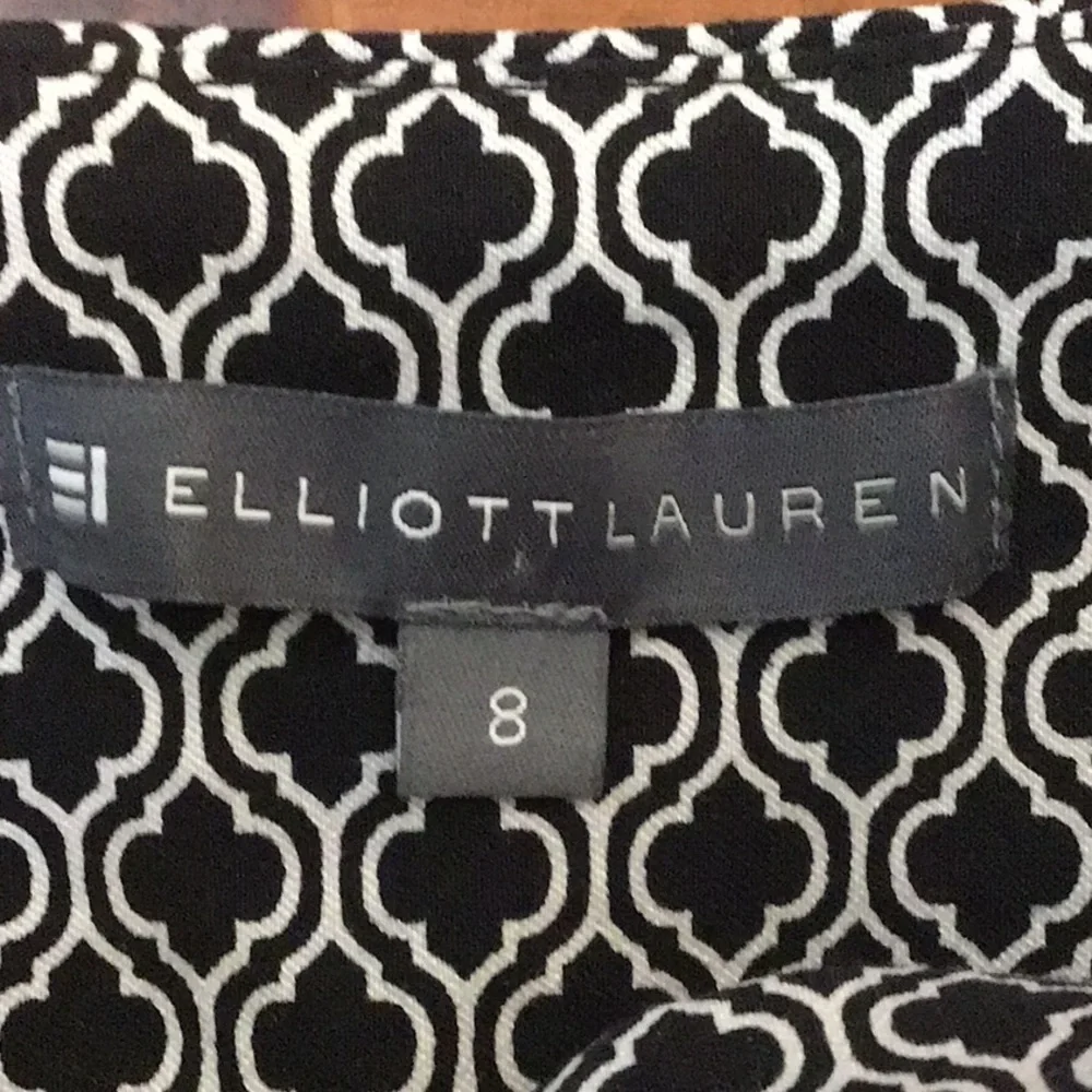 Elliott Lauren this stylish
