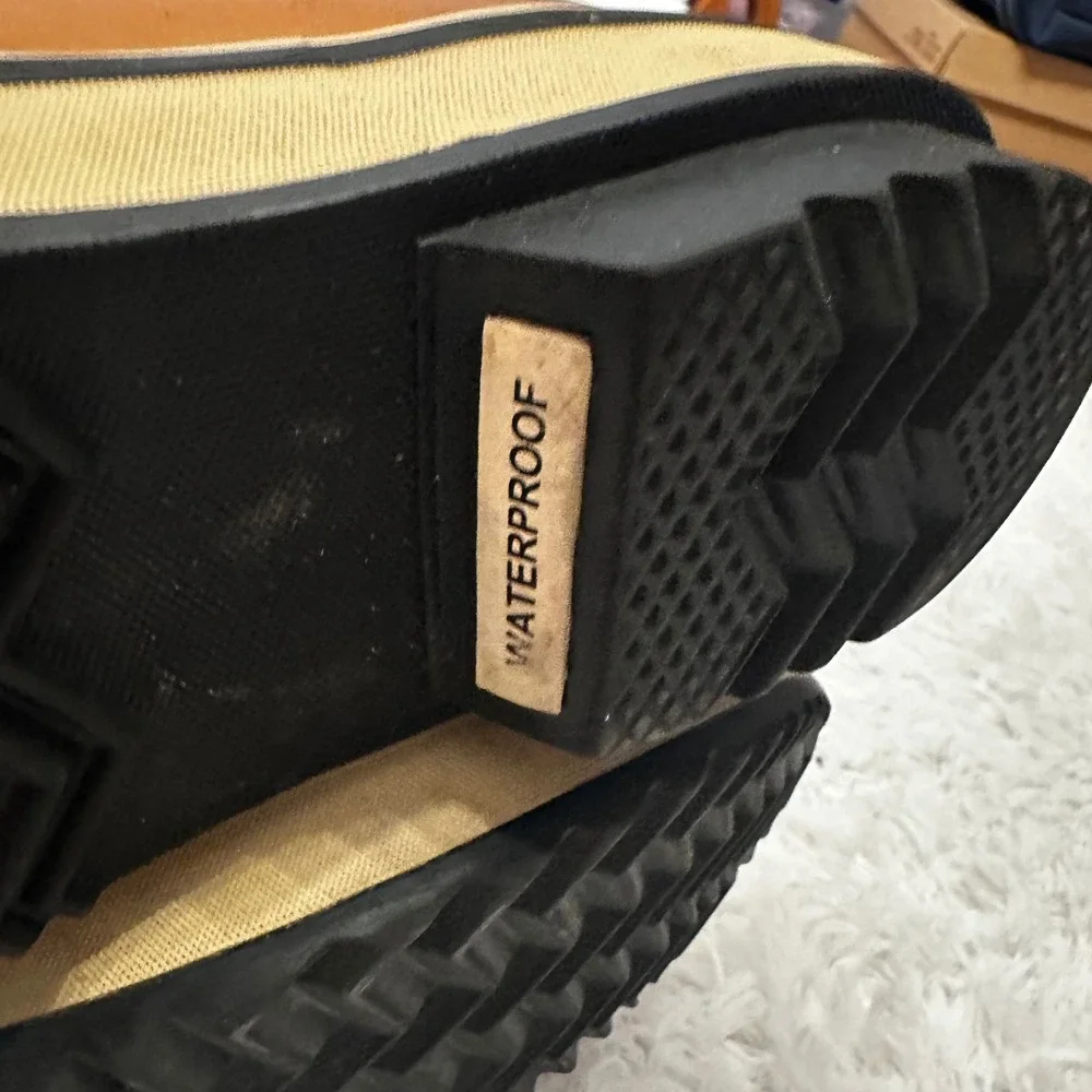 Sorel tofino waterproof