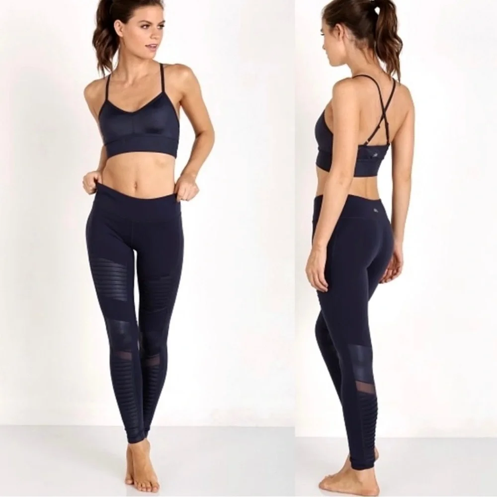 Alo Yoga Moto Leggings in Rich Navy Size S