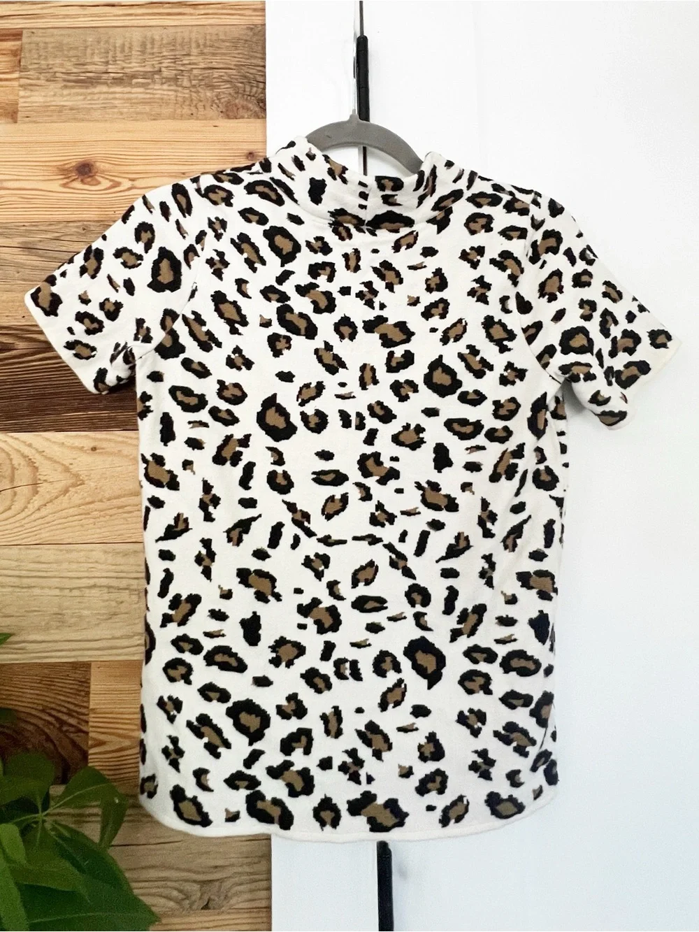 Anthropologie Naomi Mock Neck Leopard Print Knit Sweater Tee XS