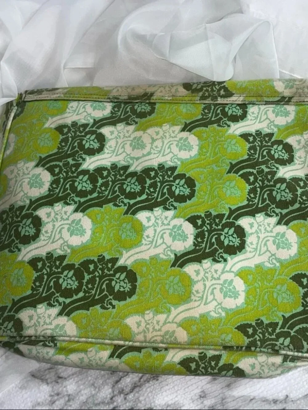 lifepod green floral