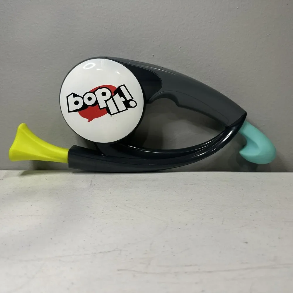 Hasbro bop it